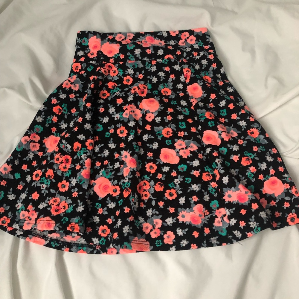 Girls floral skirt